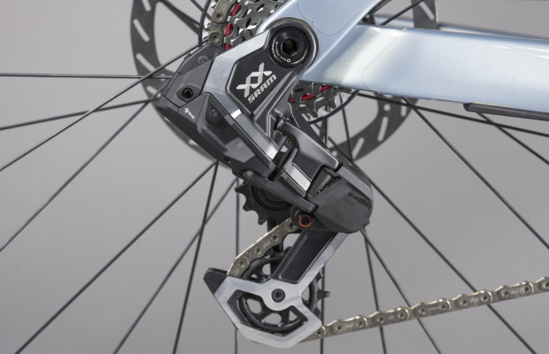 SRAM revoluciona el descenso: llega la XX DH Transmission electrónica junto a los nuevos frenos Maven y la horquilla BoXXer 2027