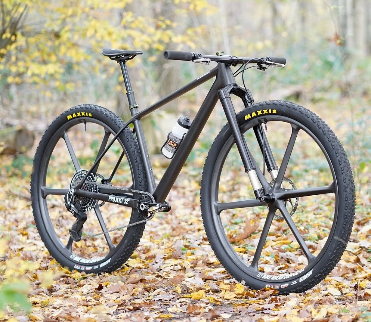 Bike Ahead pone a la venta su primera MTB de 32” tras un test exhaustivo que confirma las ventajas frente a las 29”