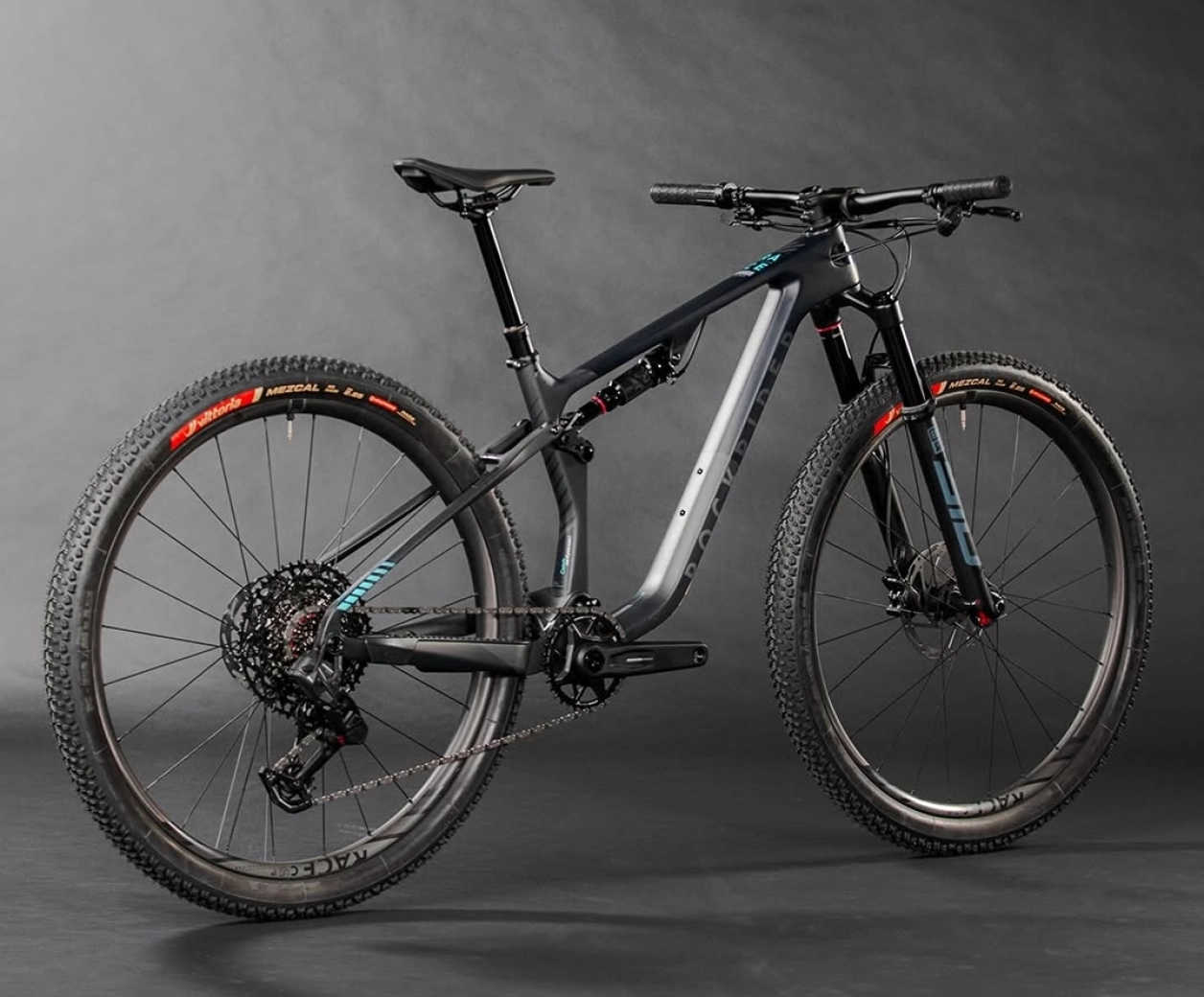 À venda a linha Rockrider Race 940 2026: novas montagens e estética