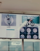 Which hairstyle is more aerodynamic? It is tested in Specialized's wind tunnel