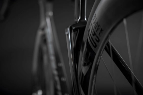 The new Merida Reacto V breaks the 200-watt barrier to reach 45 km/h: more aerodynamic, lighter, and designed to fly