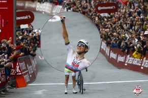 What sensor was Pogacar wearing under his armpit in the Strade Bianche?