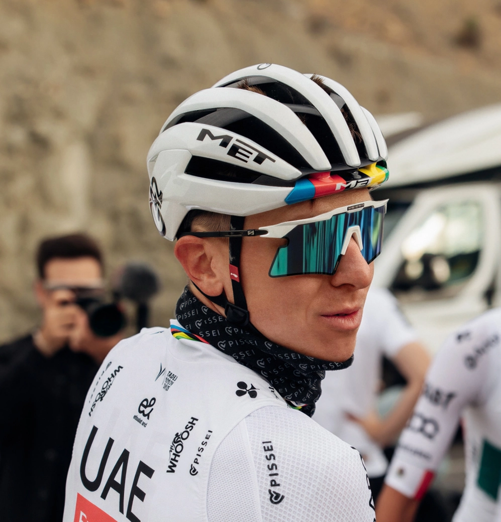 Scicon presenta las nuevas gafas de Pogacar: así son las Aeroshade 2.0 Titanium