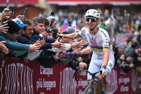 Les cyclistes les mieux payés du monde en 2026 : Pogacar continue de dominer le classement