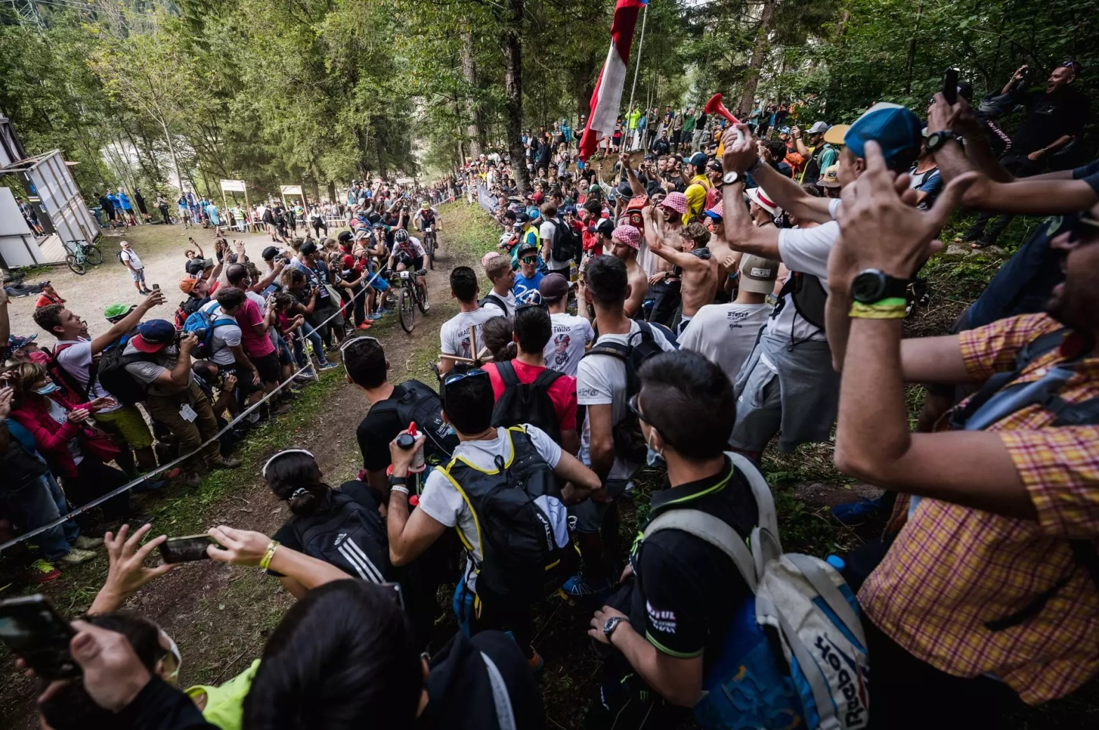 O Campeonato Mundial de MTB de Val di Sole já tem programação: 17 camisetas arco-íris em seis dias de competição