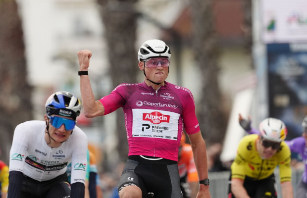 Wild sprint by Van der Poel to win stage 4 of Tirreno-Adriatico 2026