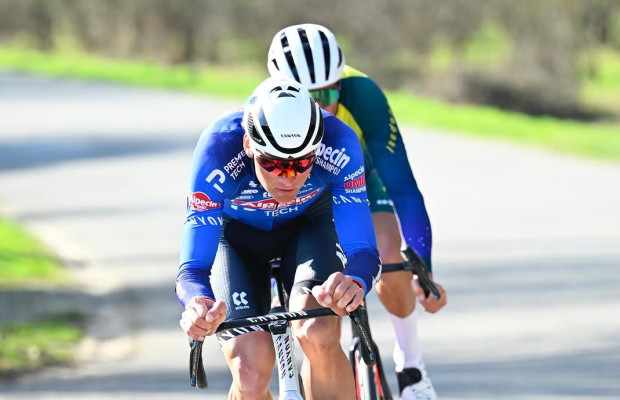 Van der Poel explica por qué no quiere manillares estrechos