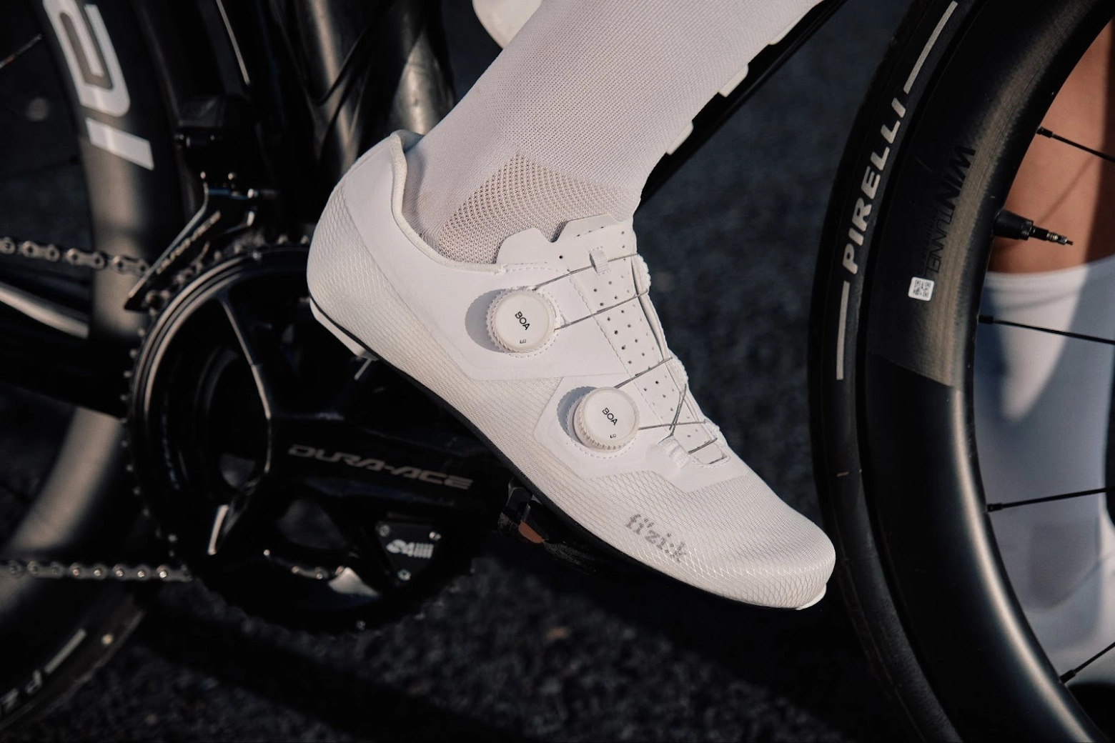 Zapatillas Fizik Lyra: nueva horma, doble BOA y suela R4 para un pedaleo más eficiente