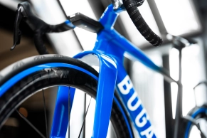 Bugatti enters cycling with a radical and illegal bike for the UCI