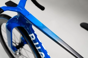 Bugatti enters cycling with a radical and illegal bike for the UCI