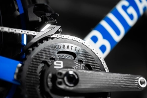 Bugatti enters cycling with a radical and illegal bike for the UCI