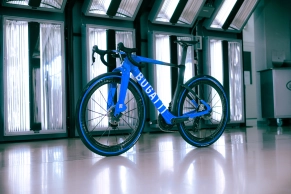 Bugatti enters cycling with a radical and illegal bike for the UCI