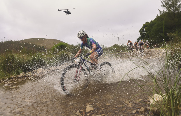 Lill y Keller sentencian la Cape Epic 2026 tras el abandono de Seiwald en la etapa 6