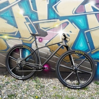 The Lefty Ocho fork is compatible with 32"
