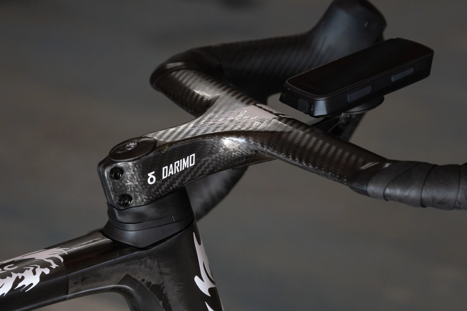 Sub 5 kg y lista para competir, una bici moderna sin concesiones