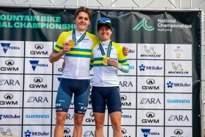 Bec Henderson and Anton Cooper expand their dominance: 13 and 11 titles in XCO