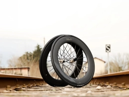 More rigid, lighter, and faster: OQUO launches its most advanced range with carbon spokes for road and gravel