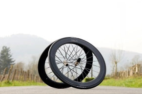 More rigid, lighter, and faster: OQUO launches its most advanced range with carbon spokes for road and gravel