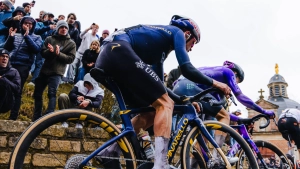 This is how Pidcock has adjusted his riding position to improve performance in 2026
