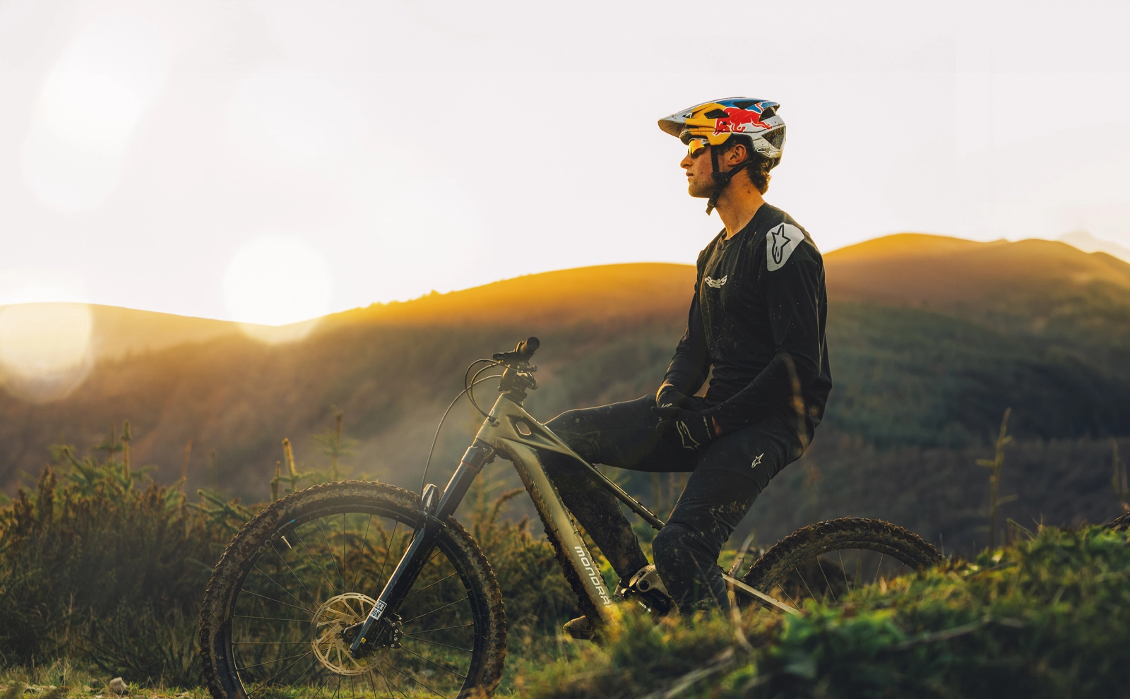 Primera Mondraker con AVINOX y la más avanzada jamás creada, así es la nueva ZENDIT