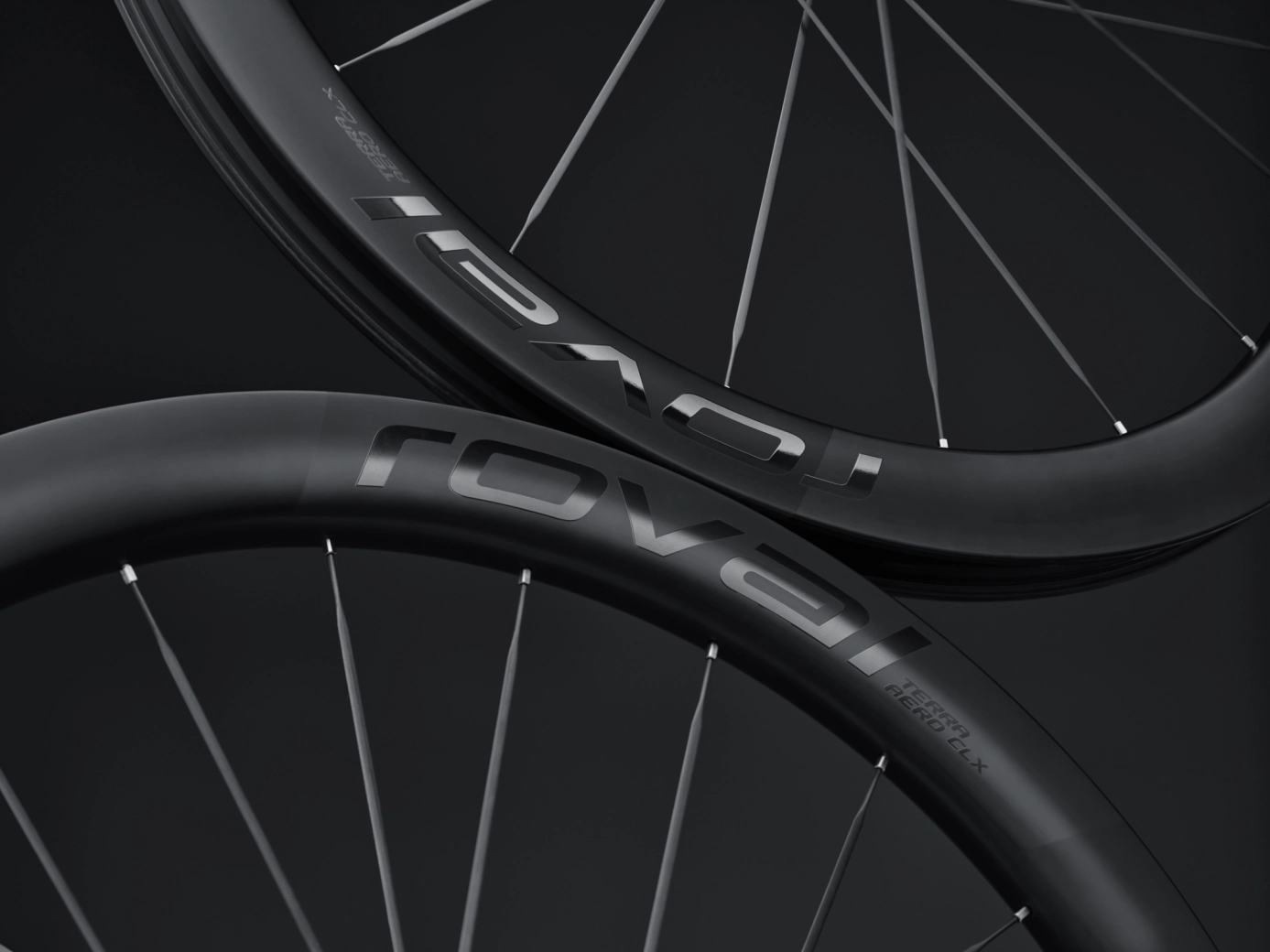 Roval lanza sus ruedas de gravel más rápidas y ligeras con diseño específico desde cero: así son las nuevas Terra Aero CLX y Terra CLX III