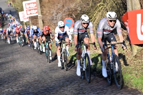 Van der Poel makes his debut today on the cobblestones as the top favorite: schedule and where to watch the E3 Saxo Classic 2026