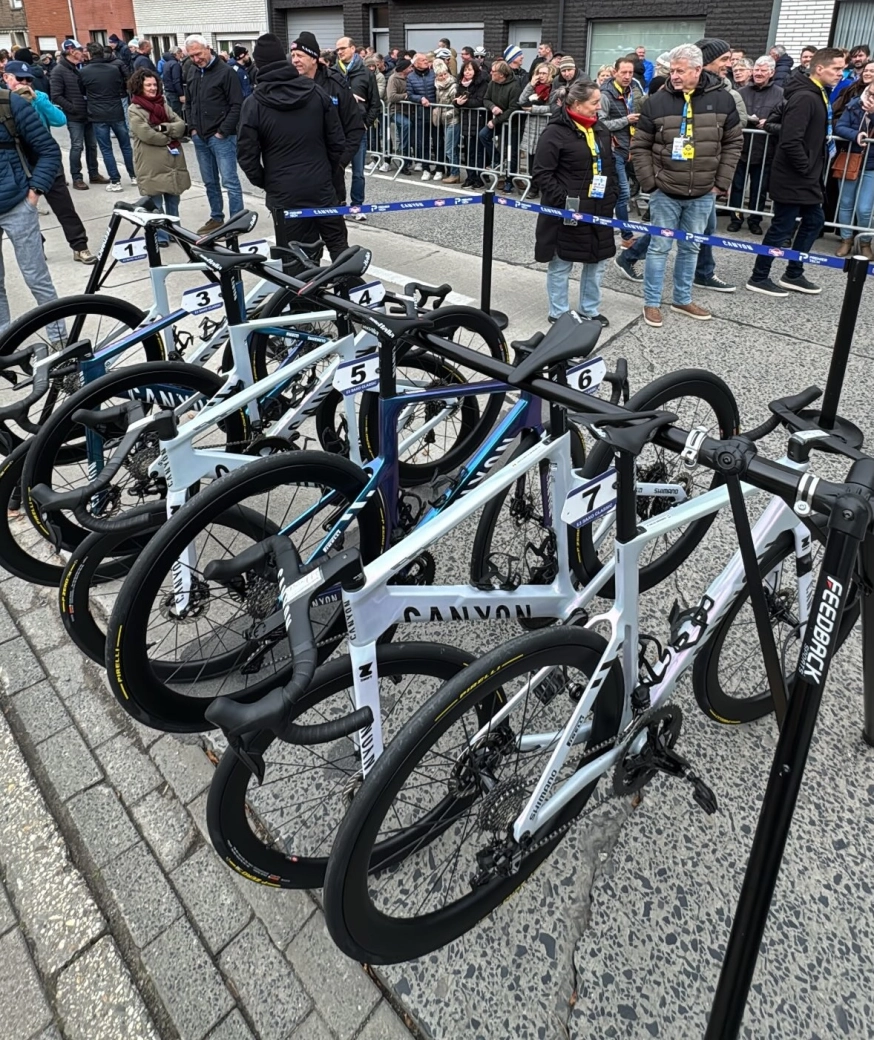 Van der Poel gana con una Canyon Endurace radical y completamente nueva