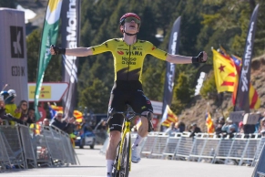 Vingegaard flies in La Molina and Evenepoel is left without a response