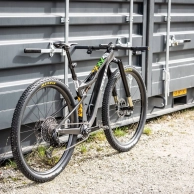 La electrónica del Flight Attendant ya funciona con ruedas de 32” y ganó en la Cape Epic