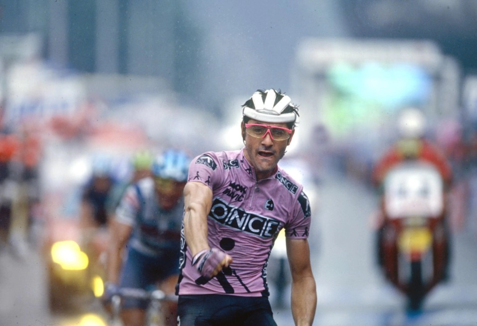 LOOK convierte el cielo de Roubaix en una 795 Blade RS muy especial