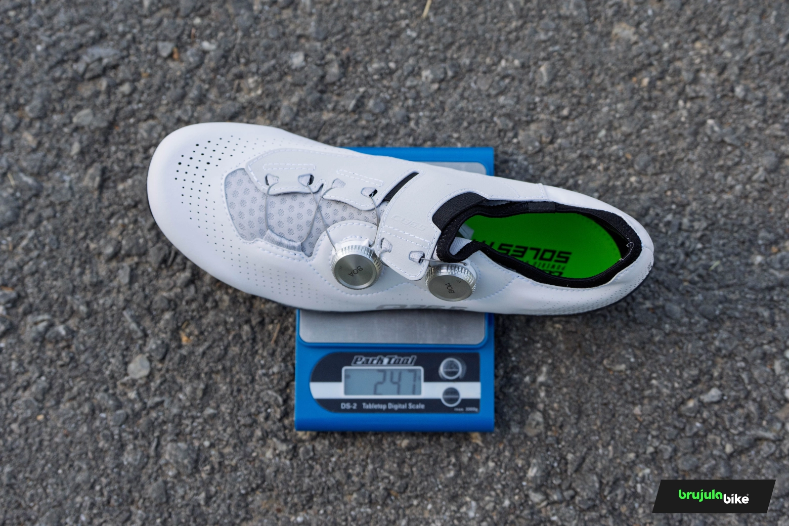 "Este sistema convierte tu pie en un pedal": probamos las zapatillas Q36.5 Unique Pro 4.0 con los pedales SRM