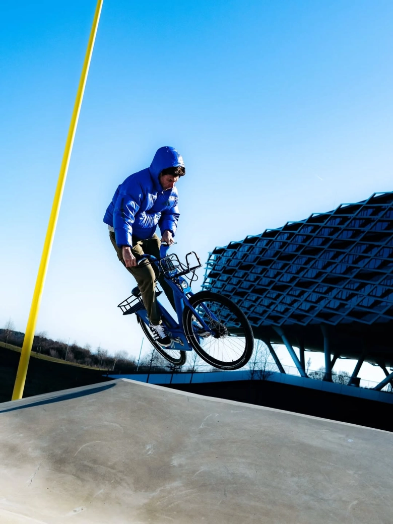 Adidas entra en la Copa del Mundo MTB con su propio equipo