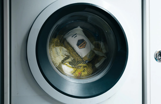 Cómo lavar la ropa de ciclismo: guía práctica para mantener tus prendas como nuevas