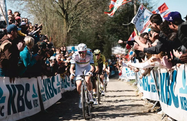 More than 600W under fatigue, this is how Pogacar blew up the Tour of Flanders with constant attacks