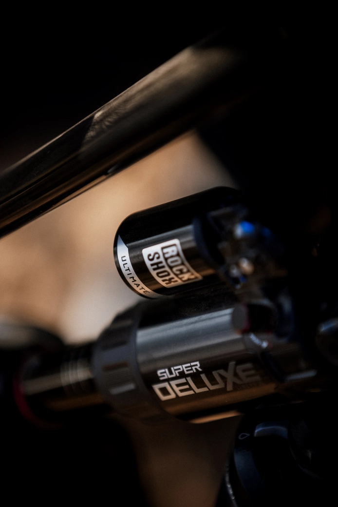 RockShox renueva los Super Deluxe y Vivid con LinearXL