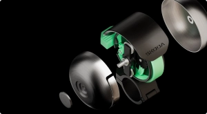 This cycling bell goes through the noise-canceling headphones