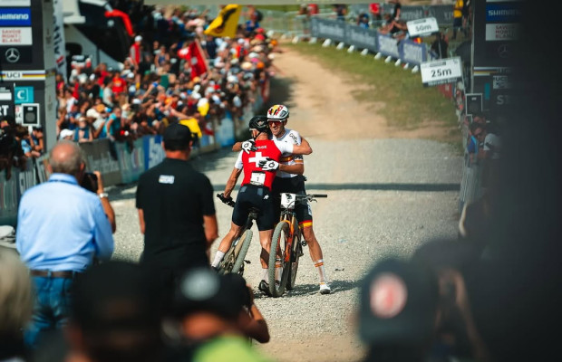 Nino Schurter e David Valero voltarão a compartilhar a linha de largada neste fim de semana