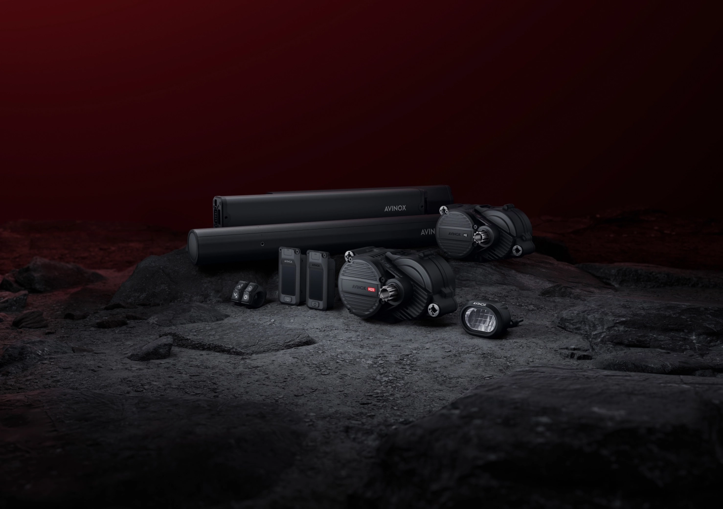 Avinox M2 y M2S, motores más potentes, baterías extraíbles y control total desde la app