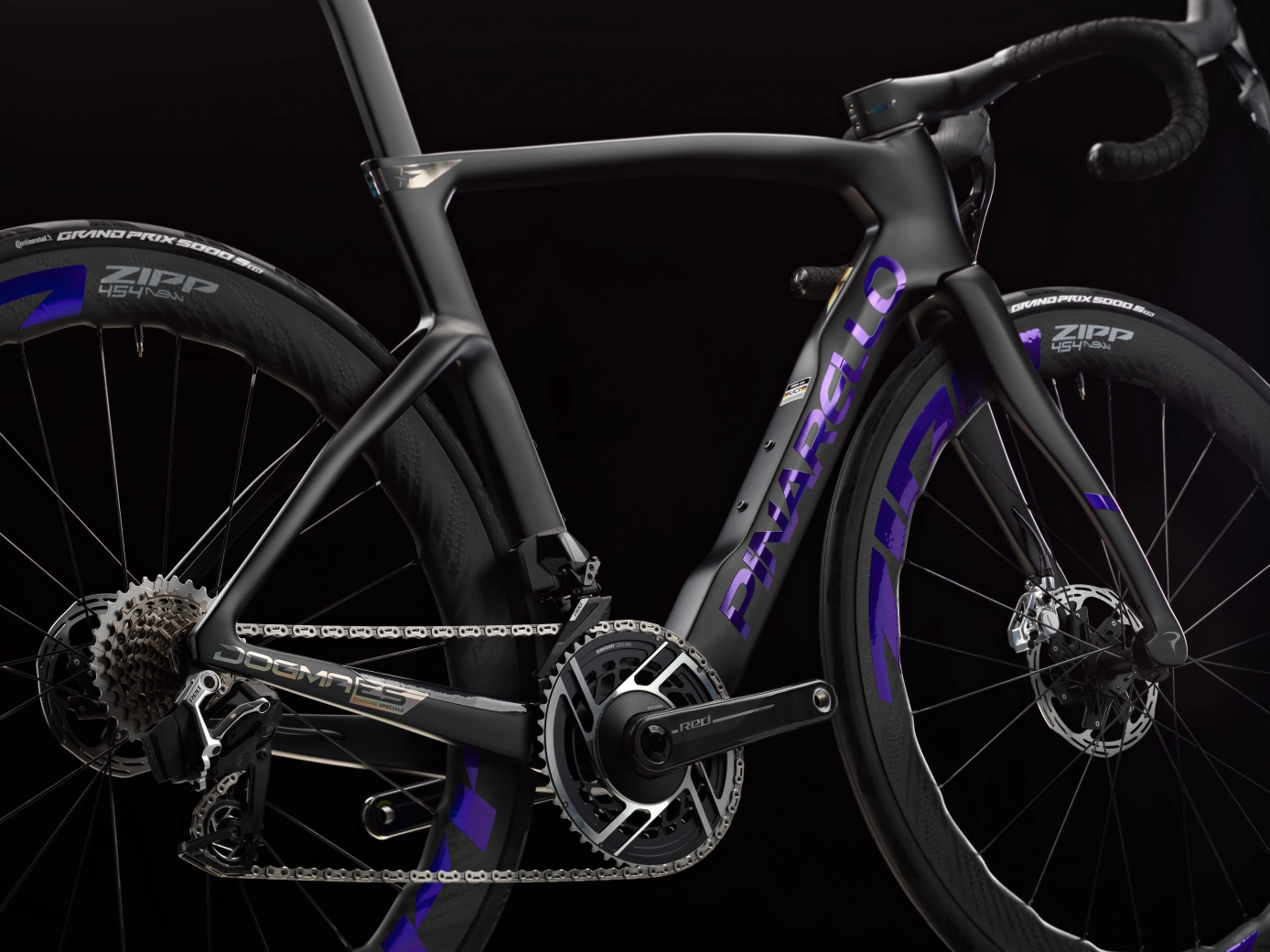 Esta exclusiva Pinarello viene con reloj Tissot a juego incluido