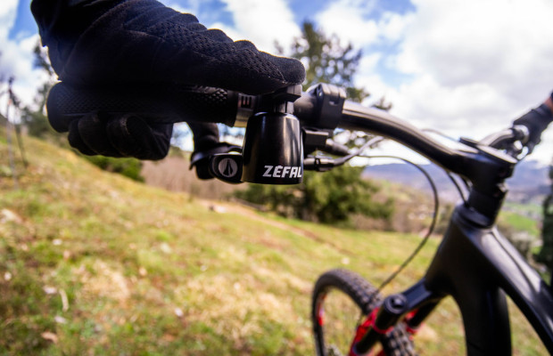 Este timbre-campana de Zefal es una genialidad para MTB y gravel