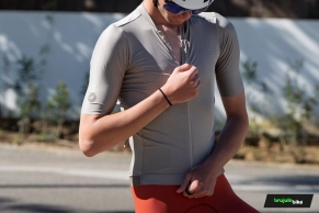 Five hours later, you are still comfortable: this is how the Castelli Espresso 2 performs on the road