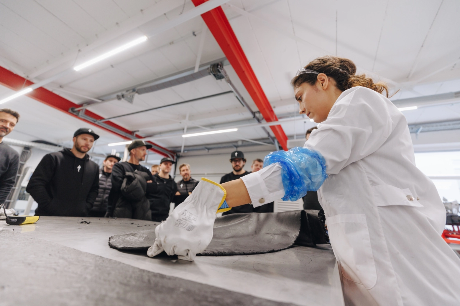 La tecnología radial de Specialized rompe el equilibrio clásico del neumático de MTB