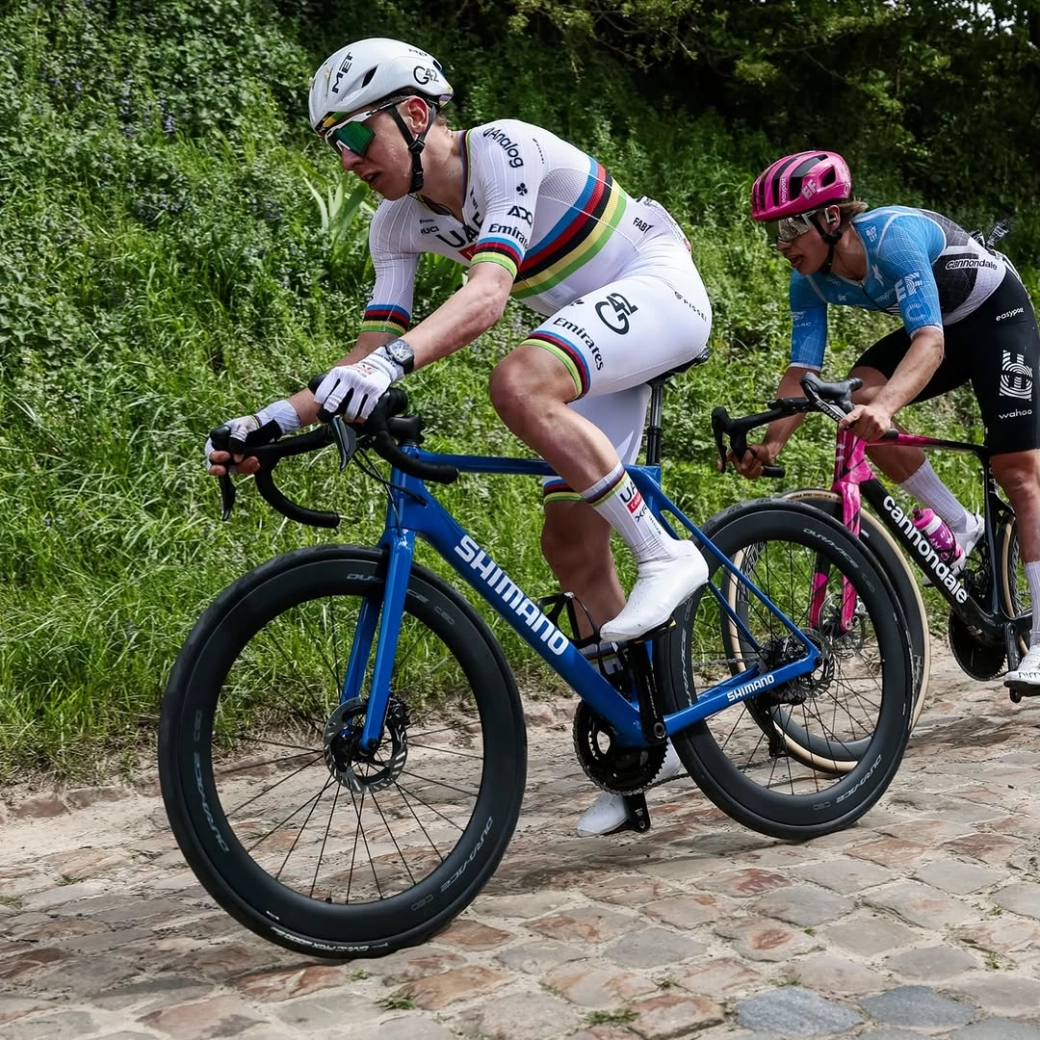 A 2021 Canyon with a dropper post—what’s the story behind Shimano’s blue bikes?