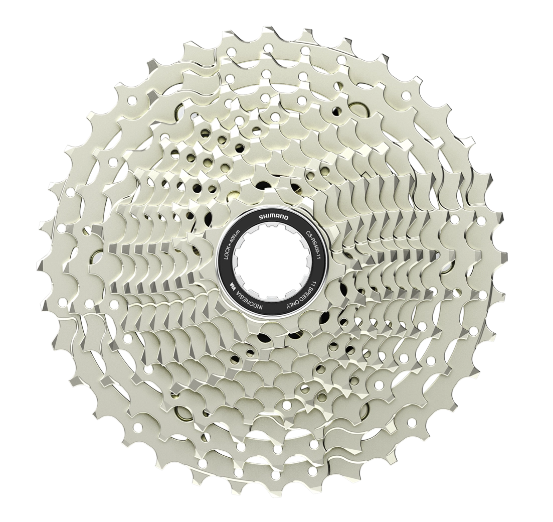 Shimano réduit le poids et améliore le changement de vitesses dans sa gamme la plus abordable pour la route et le gravel, voici le nouveau CUES 2x11