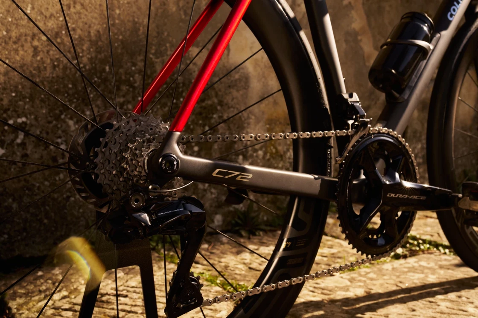 Colnago présente la C72, sa nouvelle œuvre artisanale fabriquée en Italie