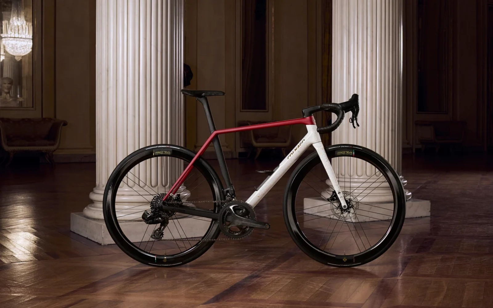 Colnago présente la C72, sa nouvelle œuvre artisanale fabriquée en Italie