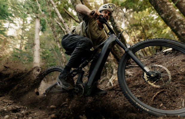 Nueva Specialized Levo 4 EVO, una enduro eléctrica que sube como una trail