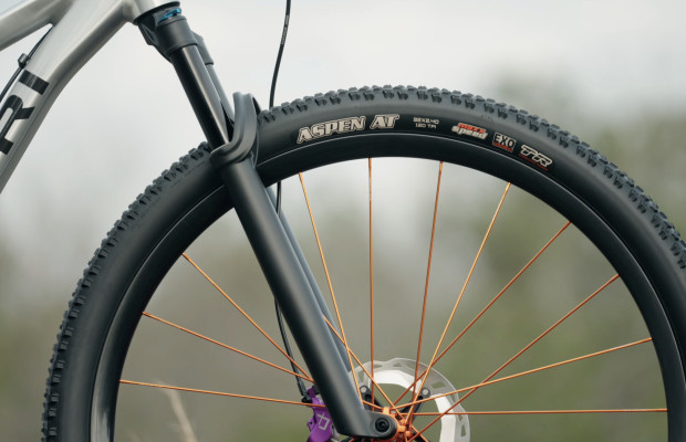 A FOX fork for 32” appears for the first time and changes the game