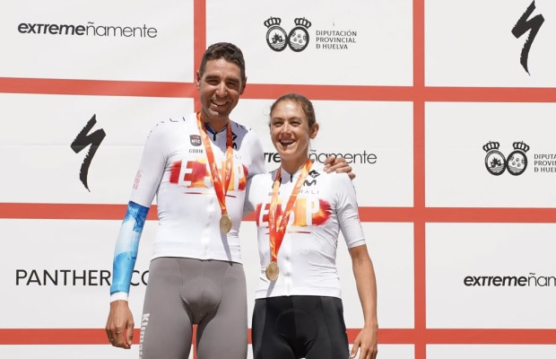 David Valero y Natalia Fischer se proclaman campeones de España de XCM 2026 en Paterna del Campo