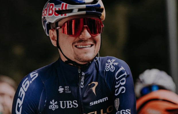 Tom Pidcock retorna antes do previsto com Liège como objetivo